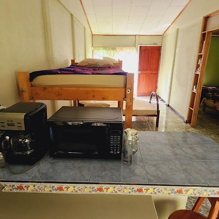 Hospedajes Richie Eco Camp Providencia エクステリア 写真