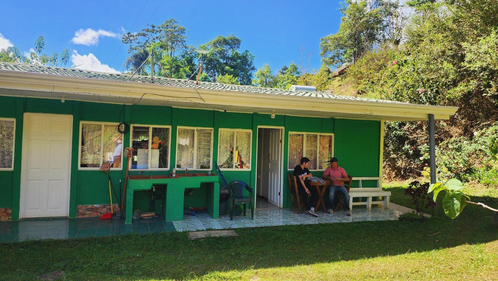 Hospedajes Richie Eco Camp Providencia エクステリア 写真