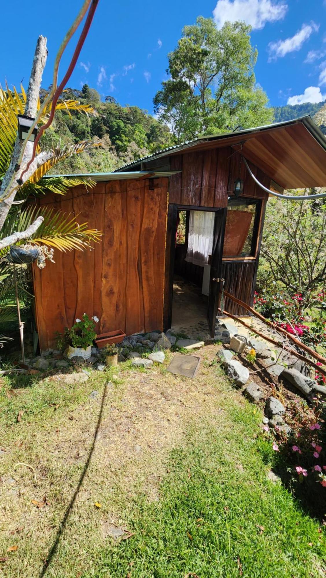 Hospedajes Richie Eco Camp Providencia エクステリア 写真